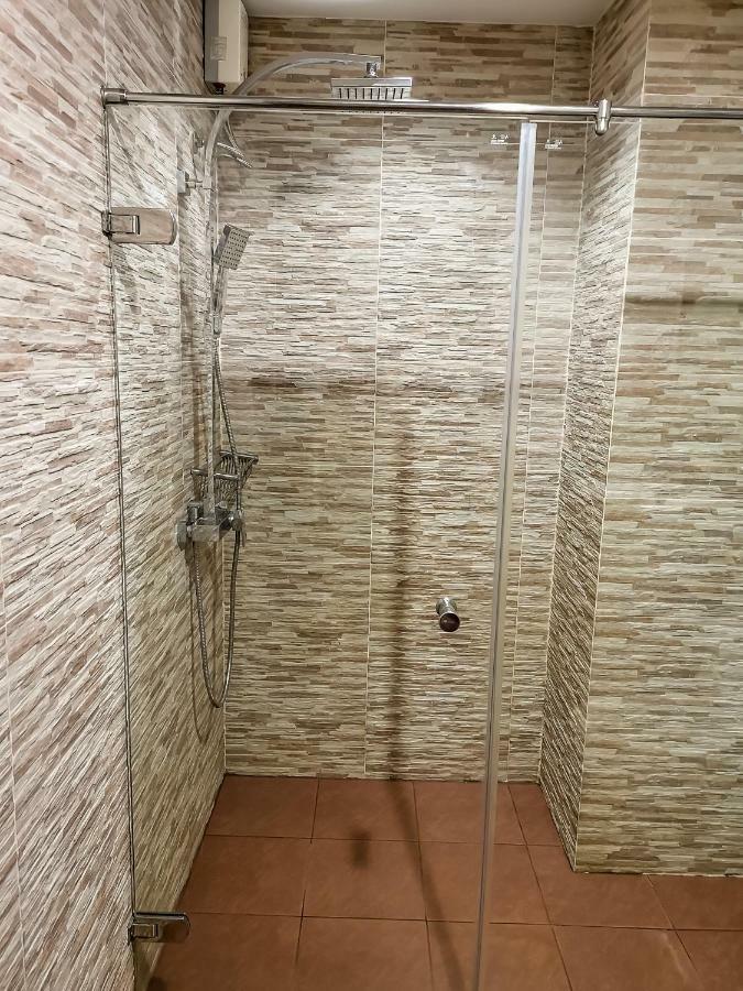 Khanom Sea Breeze Apartment Екстериор снимка