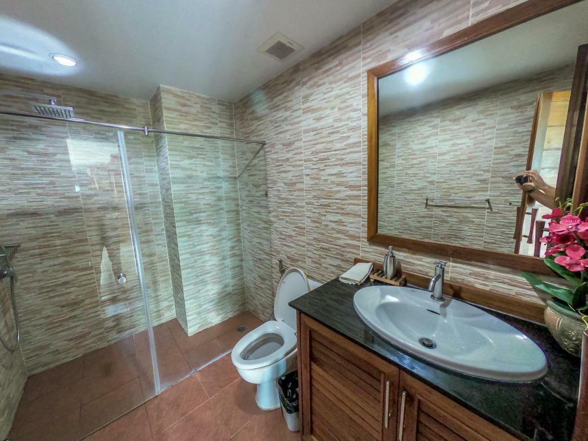 Khanom Sea Breeze Apartment Екстериор снимка