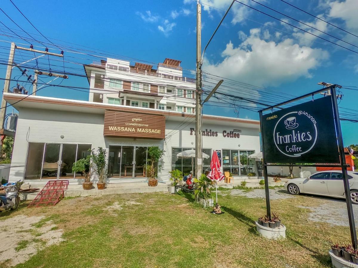 Khanom Sea Breeze Apartment Екстериор снимка